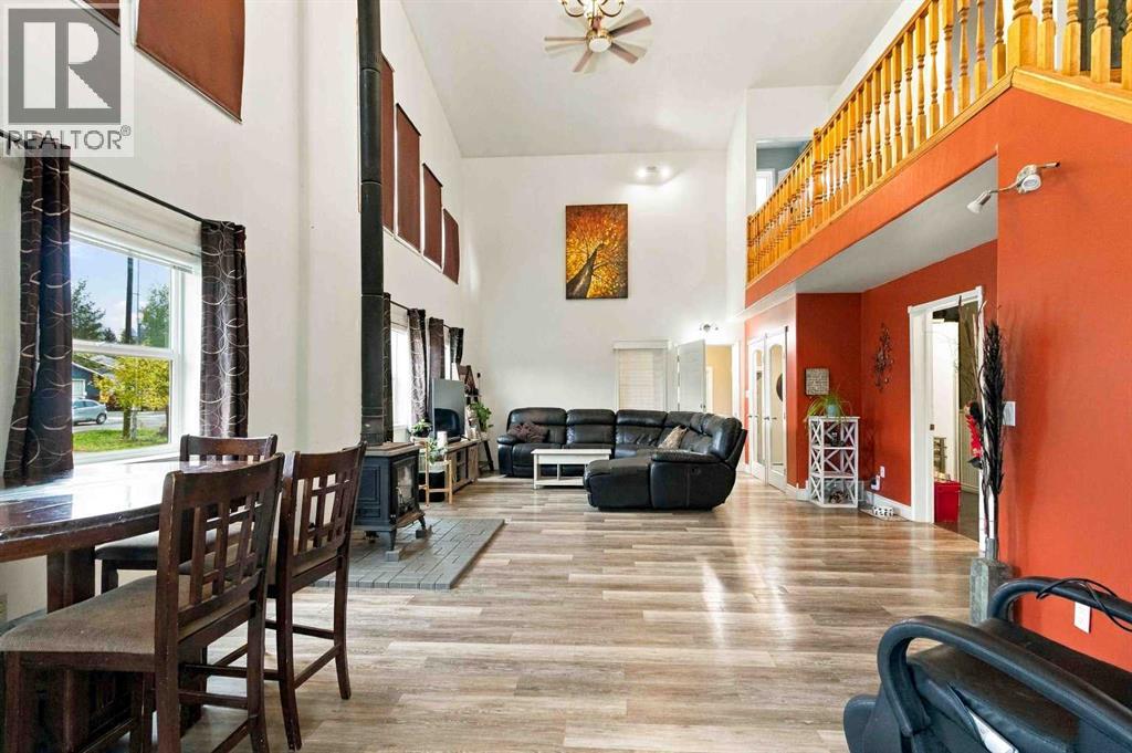 54 Poplar Crescent Property Photo 9