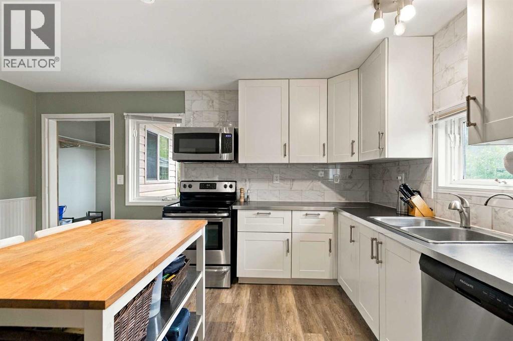 54 Poplar Crescent Property Photo 13