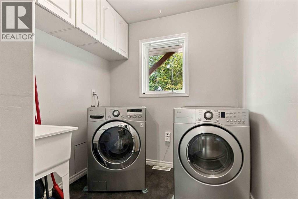 54 Poplar Crescent Property Photo 14