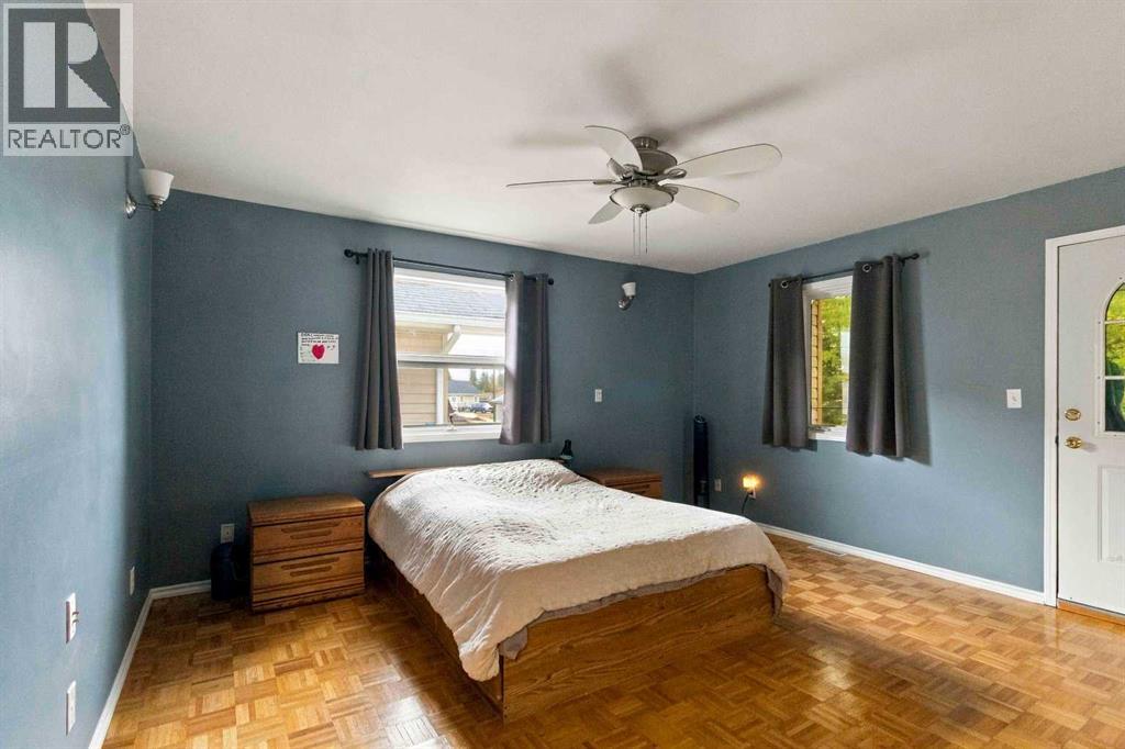 54 Poplar Crescent Property Photo 21