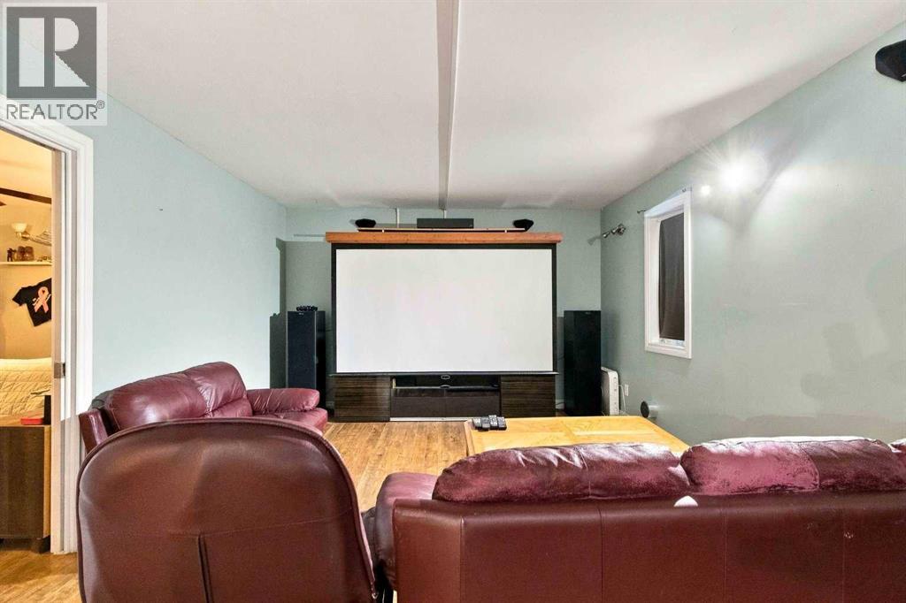 54 Poplar Crescent Property Photo 30