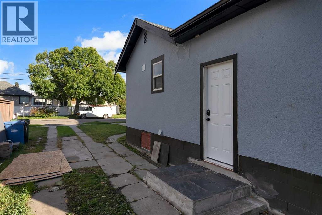 1507 1 Street Ne Property Photo 4