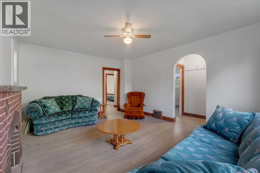 1507 1 Street Ne Property Photo 17