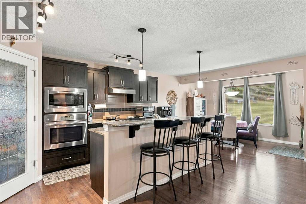 81 Walden Rise Se Property Photo 5