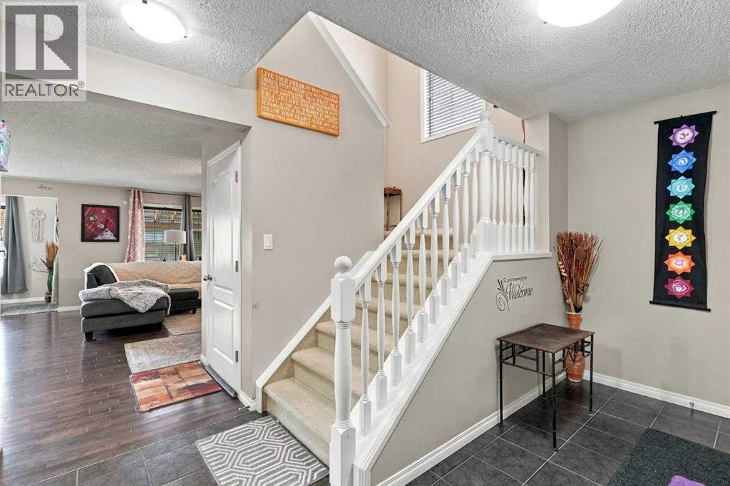 81 Walden Rise Se Property Photo 12