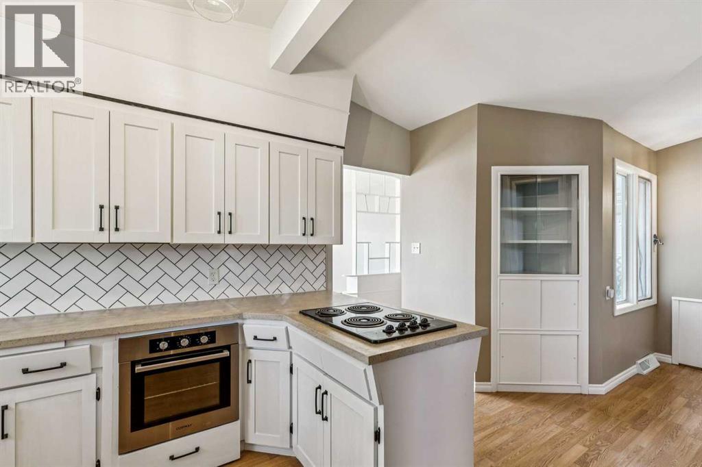 1101 42 Street Sw Property Photo 17