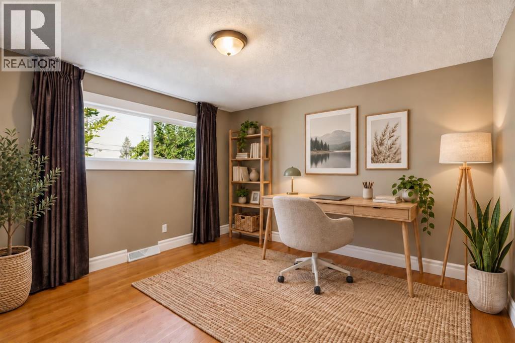 1101 42 Street Sw Property Photo 24