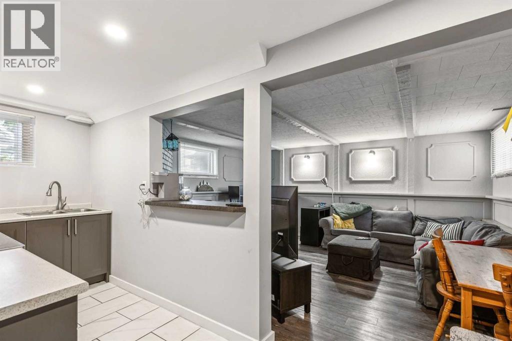 1101 42 Street Sw Property Photo 28