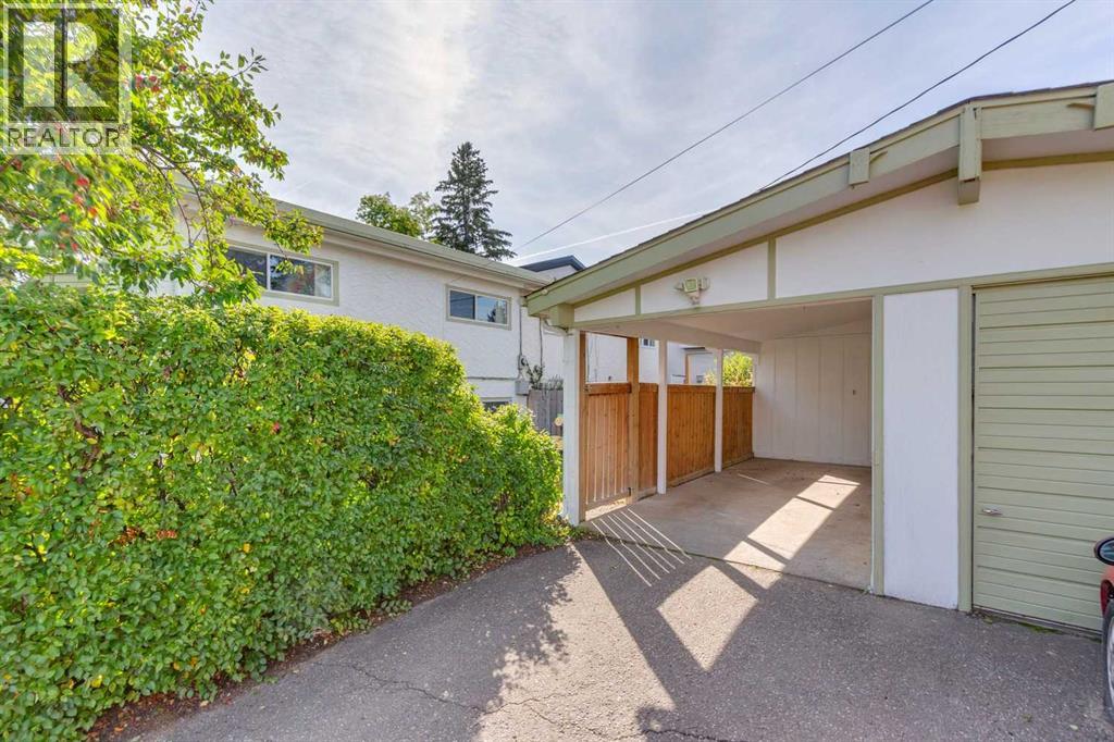 1101 42 Street Sw Property Photo 44