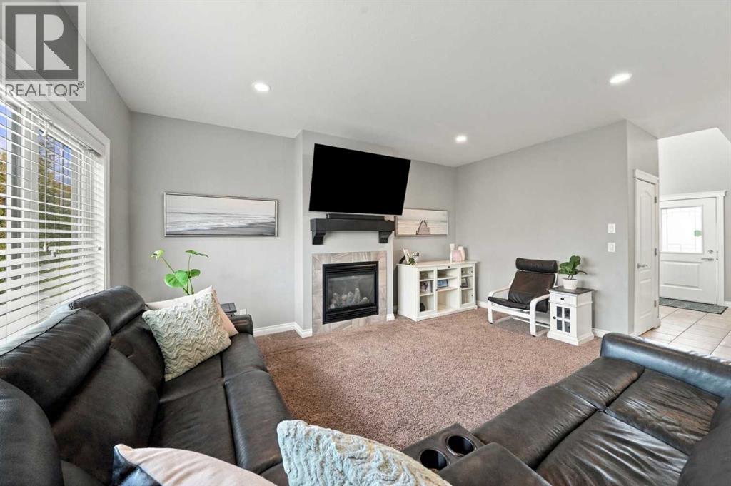 15 Cole Way Property Photo 7