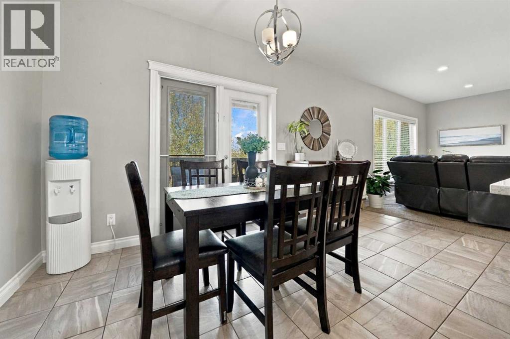 15 Cole Way Property Photo 12