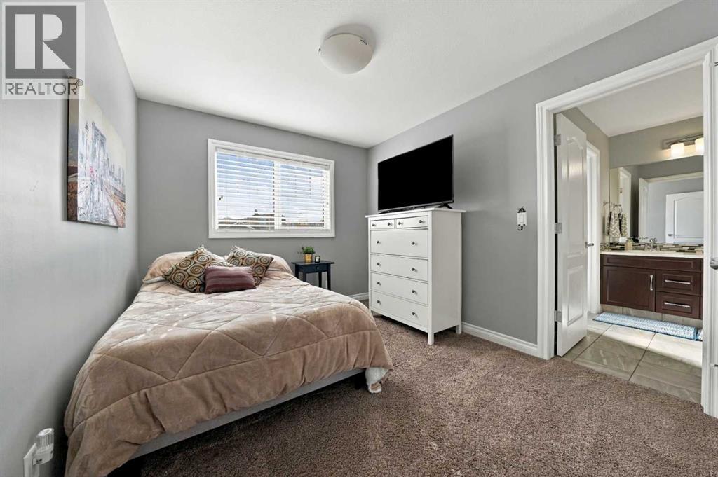 15 Cole Way Property Photo 17