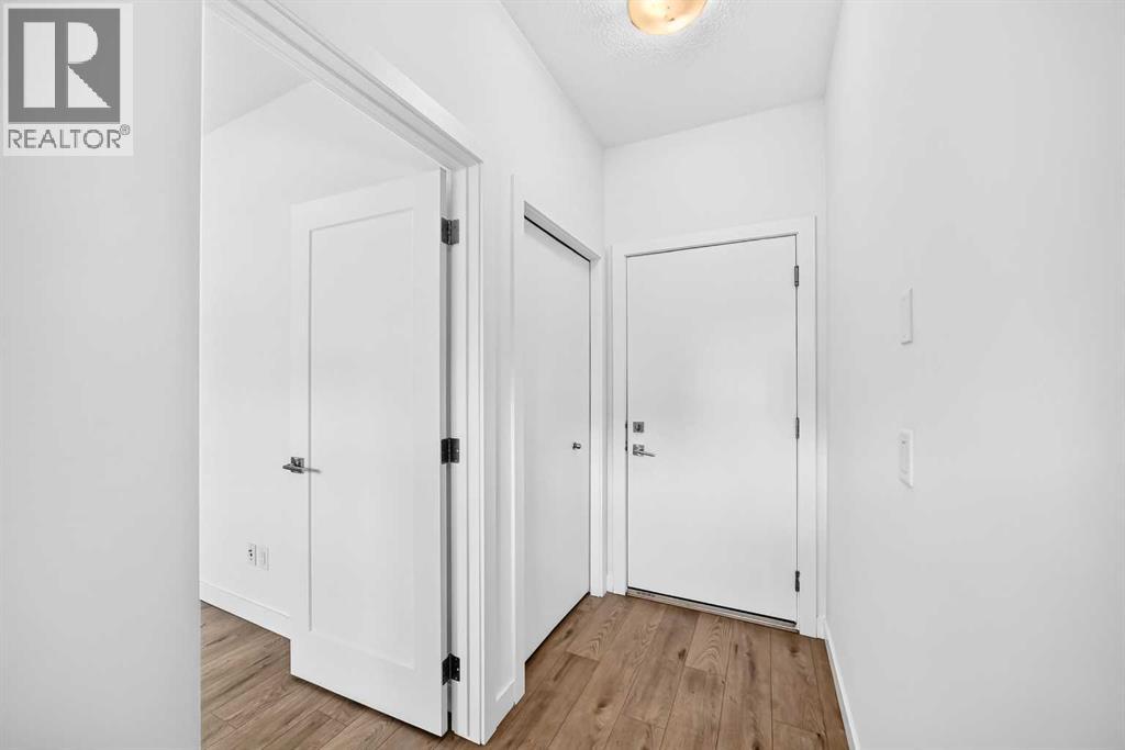 24 Cornerstone Passage Ne Property Photo 5