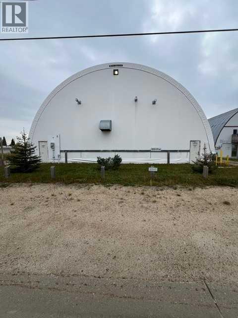 3531 37 Avenue Property Photo 3