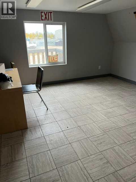 3531 37 Avenue Property Photo 12