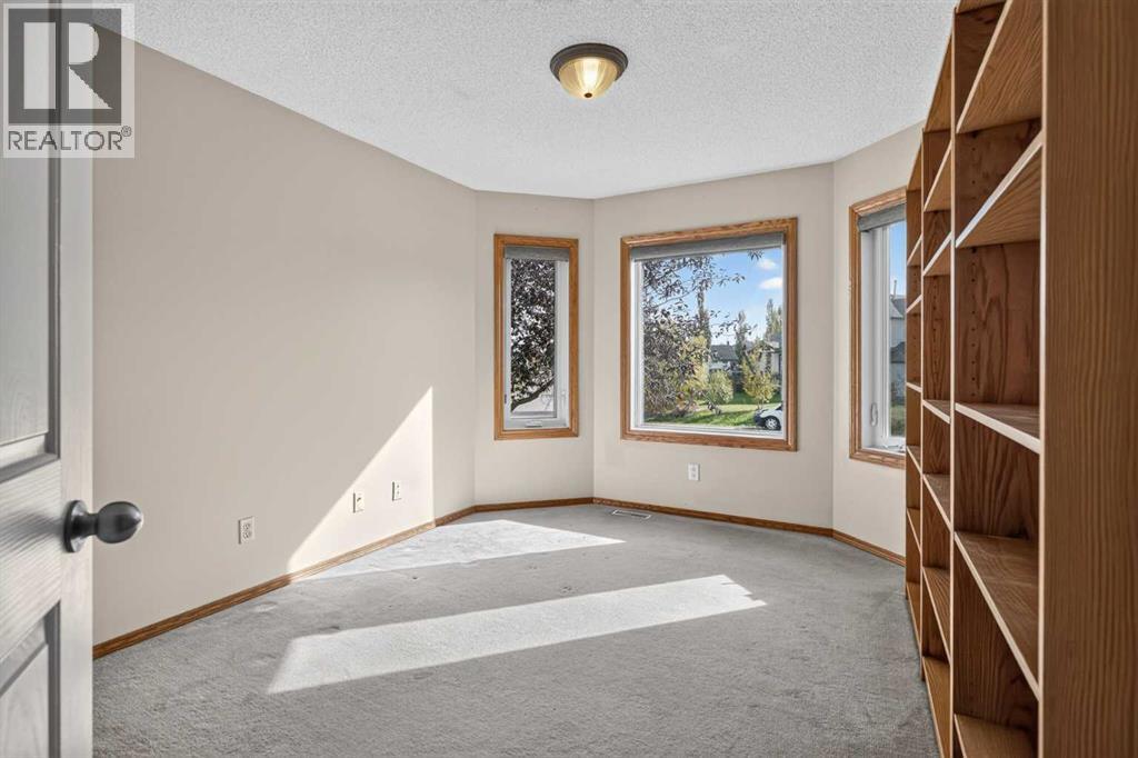 50 4 Street Property Photo 23