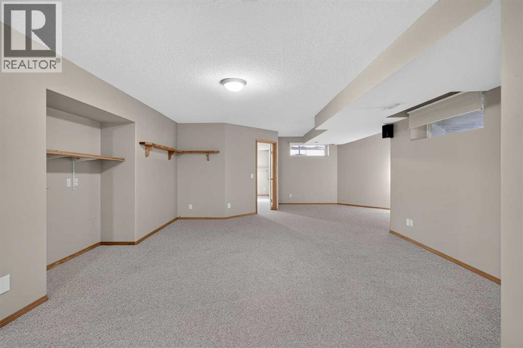 50 4 Street Property Photo 31