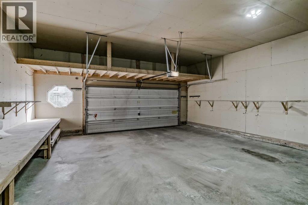 50 4 Street Property Photo 36