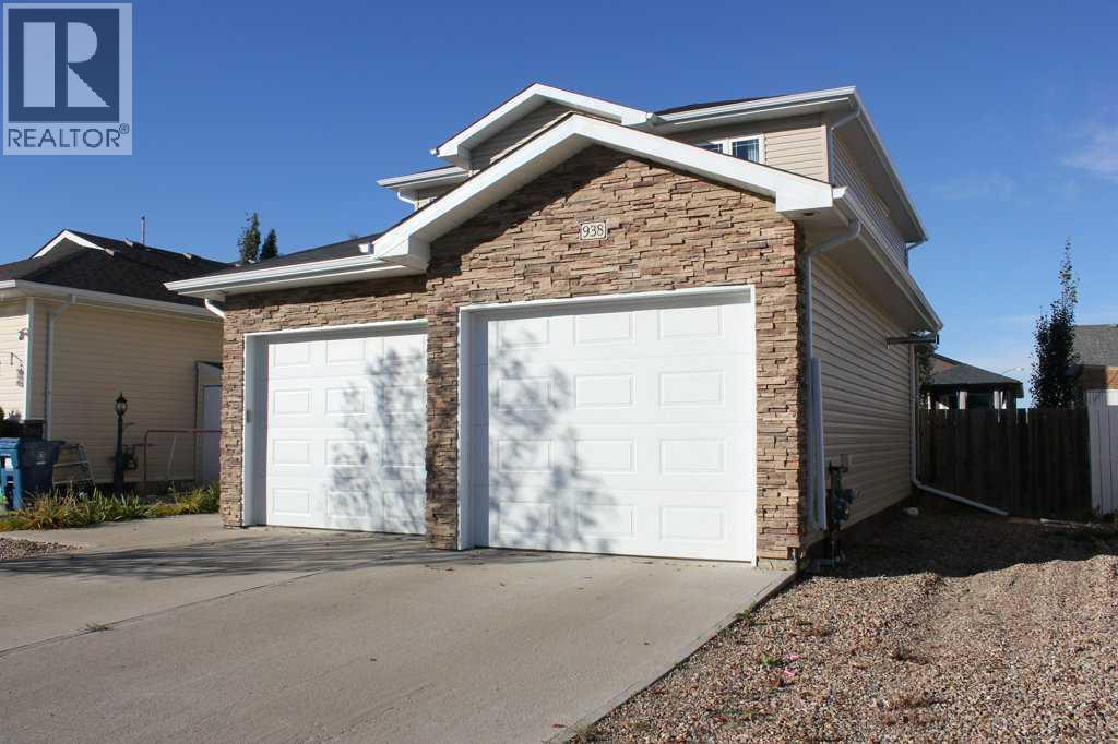 938 Manor Place Se Property Photo 3