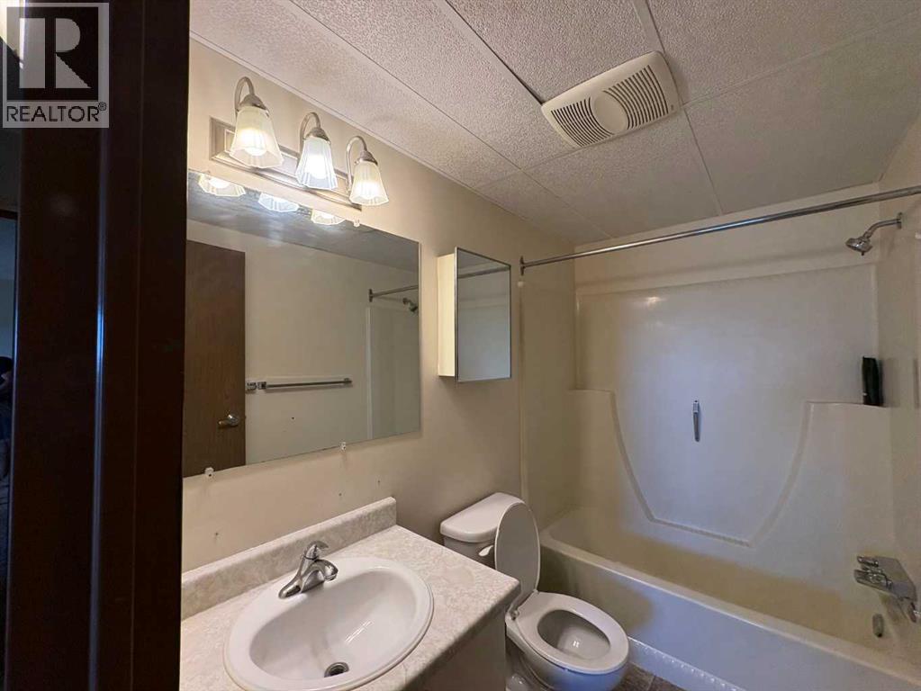 21 Berkeley Place West Property Photo 18