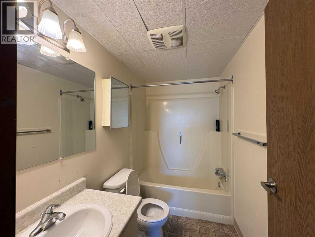 21 Berkeley Place West Property Photo 25