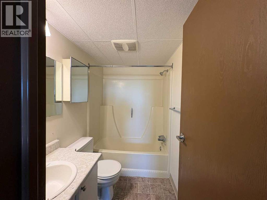 21 Berkeley Place West Property Photo 26