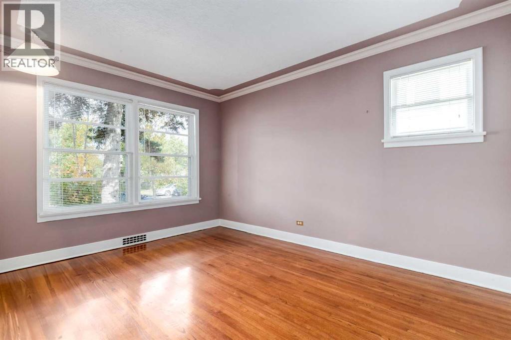 827 17 Avenue Nw Property Photo 12