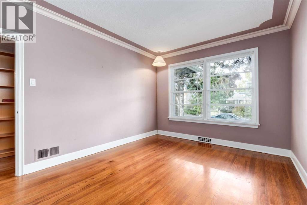 827 17 Avenue Nw Property Photo 13