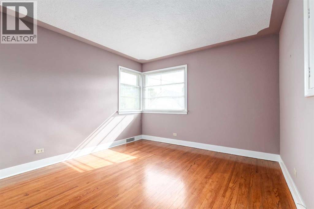 827 17 Avenue Nw Property Photo 16