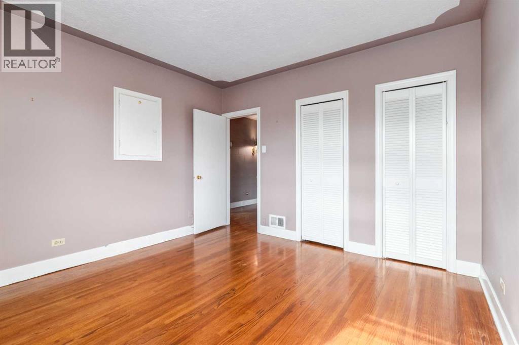 827 17 Avenue Nw Property Photo 17