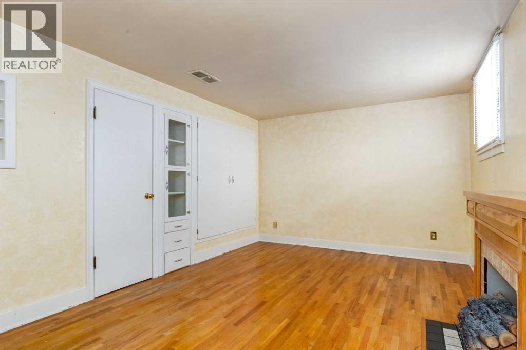 827 17 Avenue Nw Property Photo 23
