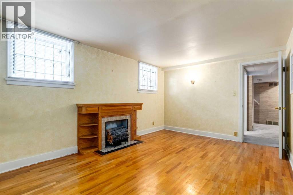 827 17 Avenue Nw Property Photo 24