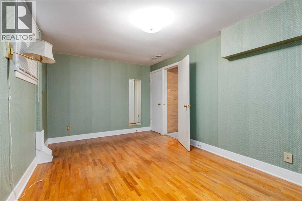 827 17 Avenue Nw Property Photo 26