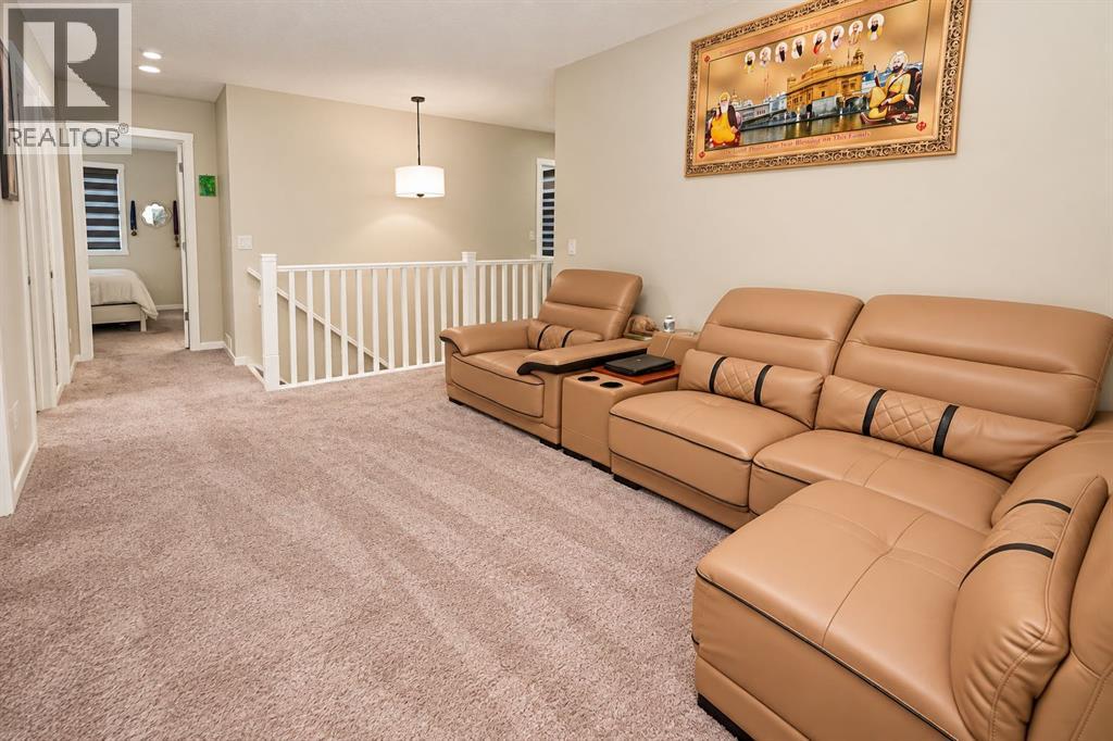 128 Cityside Crescent Ne Property Photo 20