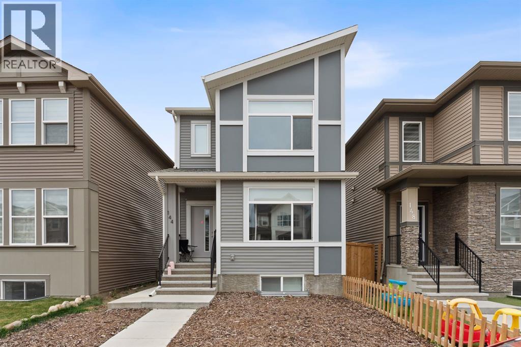 144 Belvedere Green SE Property Photo 1