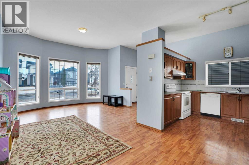 193 Martindale Drive Ne Property Photo 3