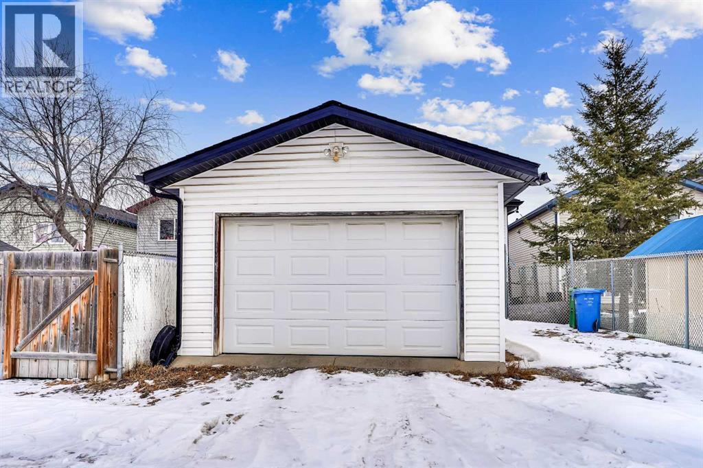 193 Martindale Drive Ne Property Photo 49