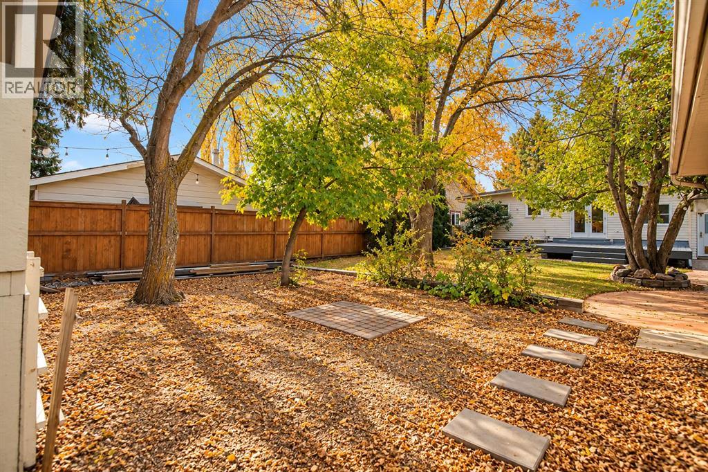 3721 44a Avenue Property Photo 17