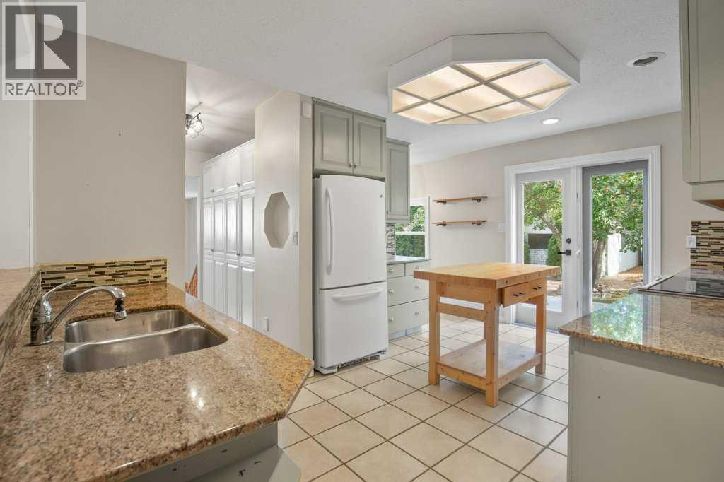 3721 44a Avenue Property Photo 31