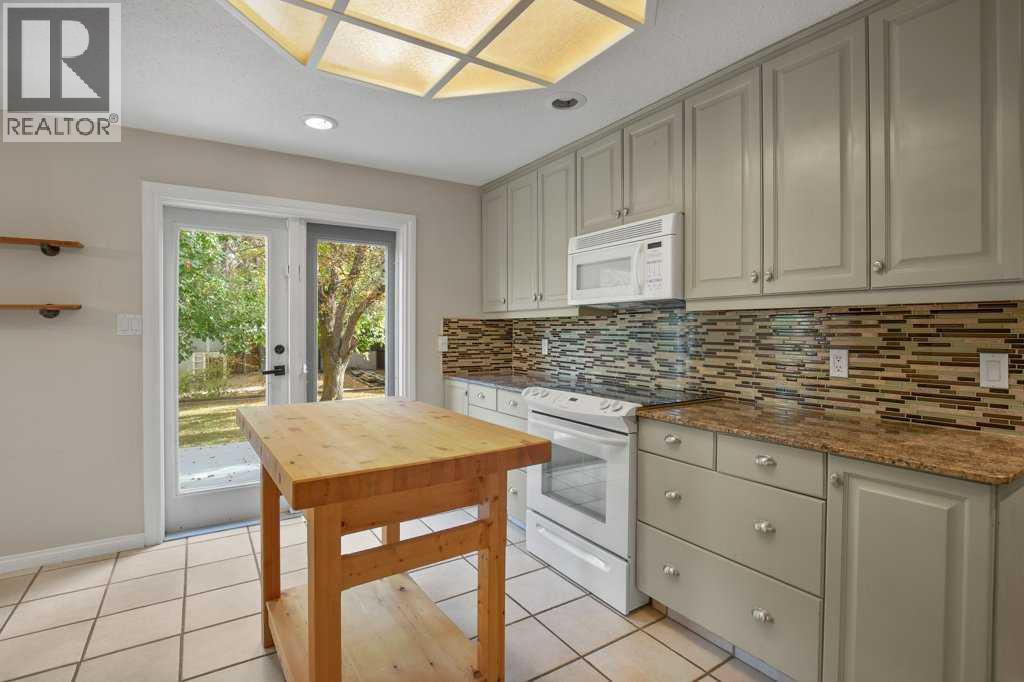 3721 44a Avenue Property Photo 32