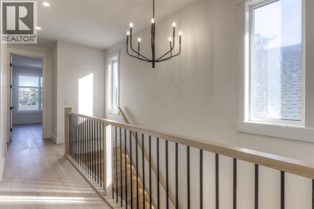 1028 18 Avenue Nw Property Photo 11