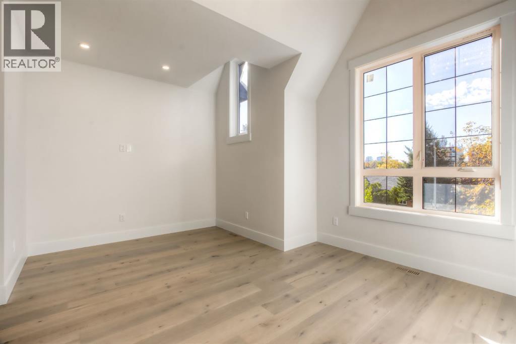 1028 18 Avenue Nw Property Photo 14