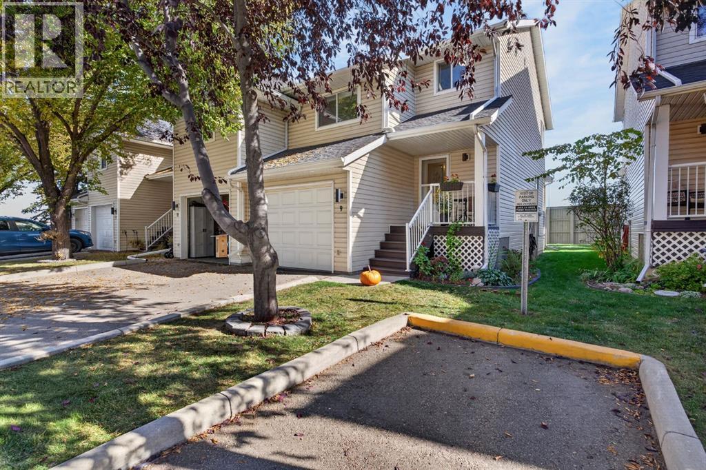 567 Edmonton Trail Northeast Property Photo 4