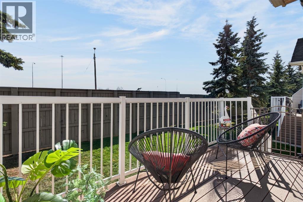 567 Edmonton Trail Northeast Property Photo 17