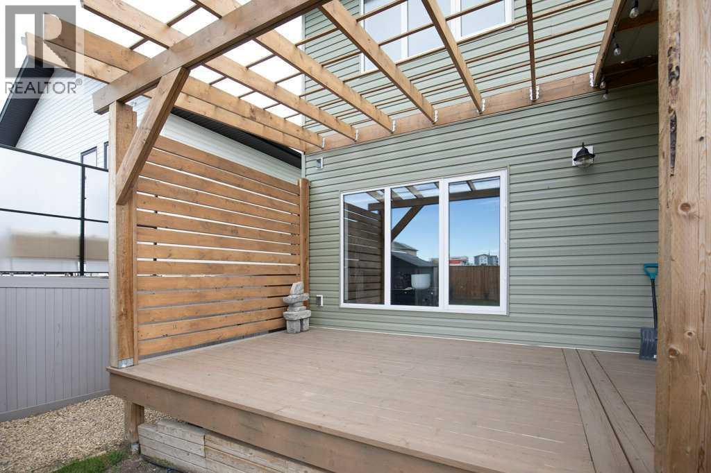 85 Crestview Boulevard Property Photo 12
