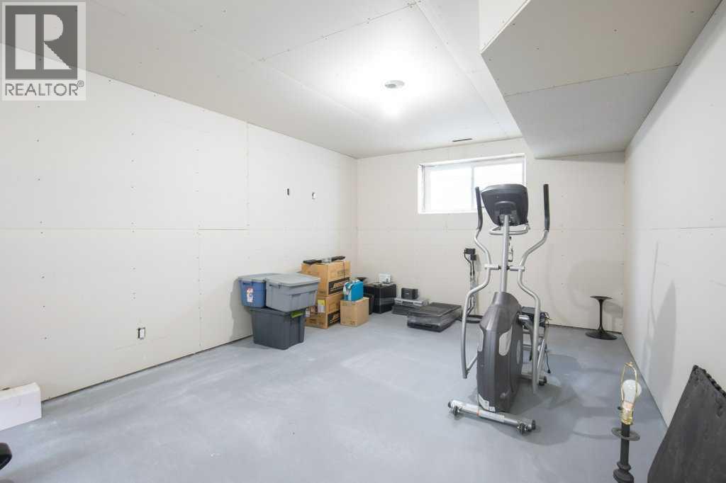 85 Crestview Boulevard Property Photo 34