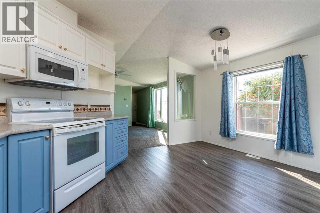 5302 56b Street Property Photo 9