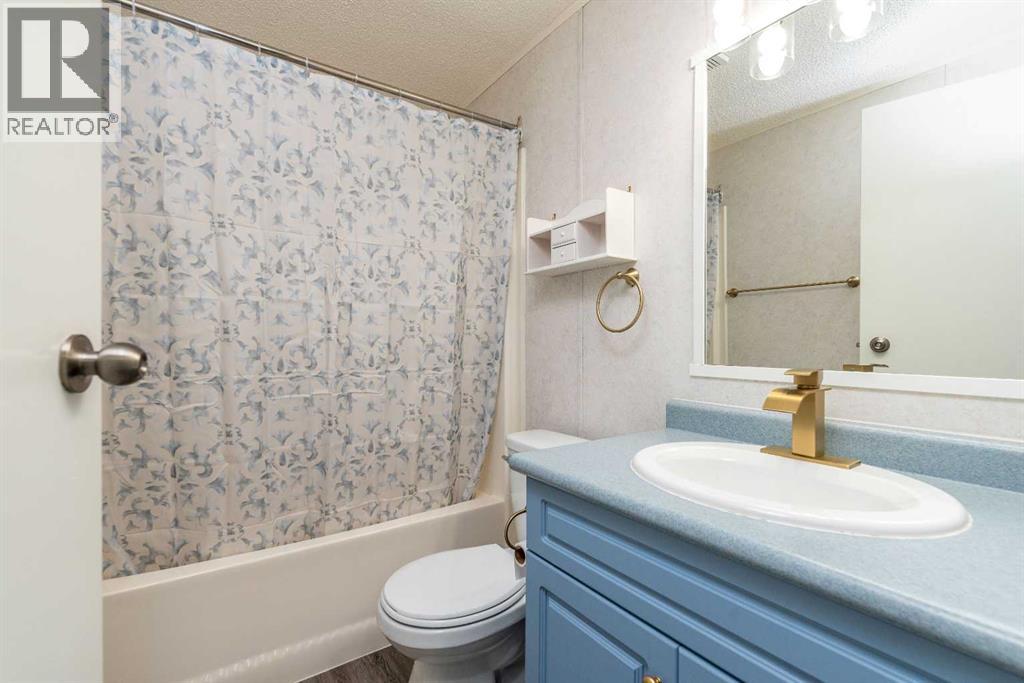 5302 56b Street Property Photo 16