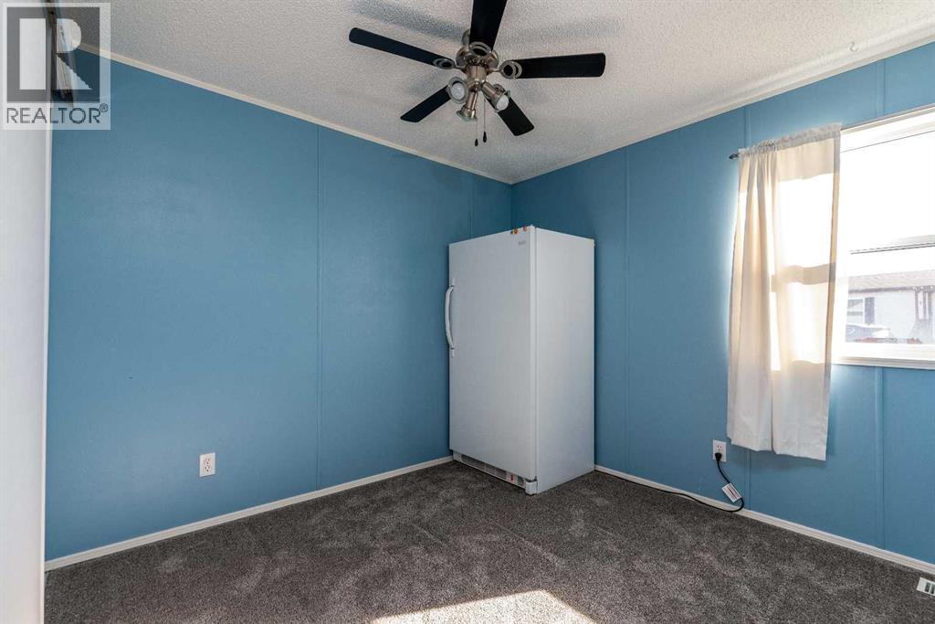 5302 56b Street Property Photo 17