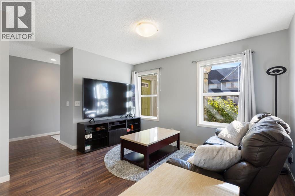 42 Copperpond Place Se Property Photo 6